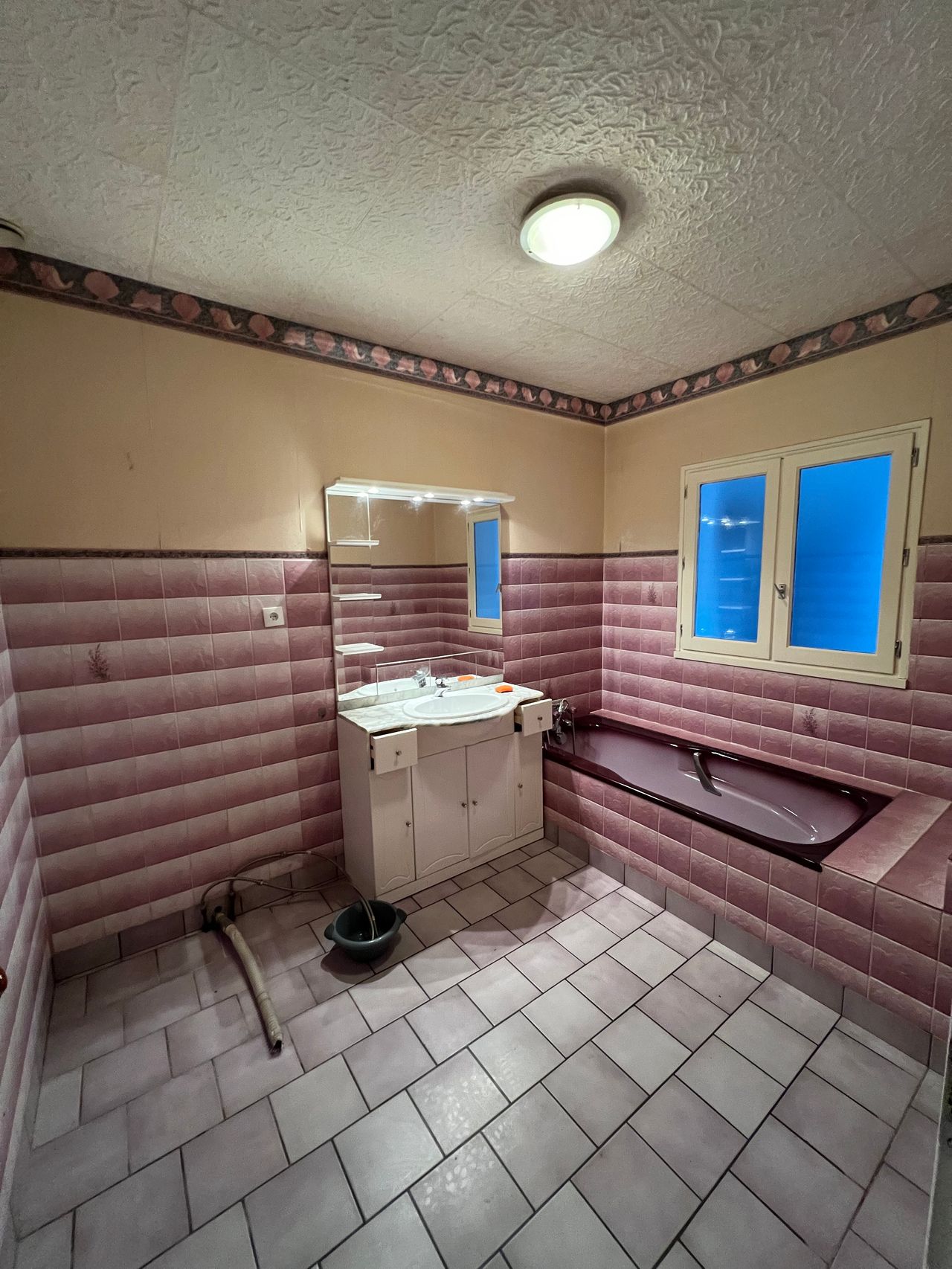 Avant - Benet (85) - Meuble et salle de bain sur mesure